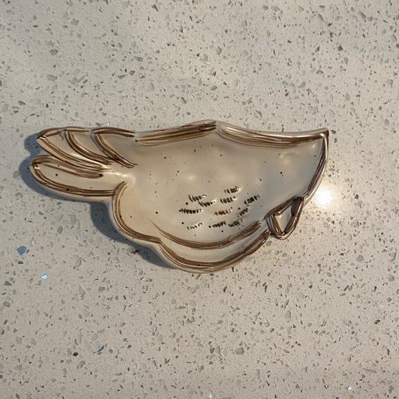 Handcrafted Ceramic Leaf Dish - Picture 1 of 5